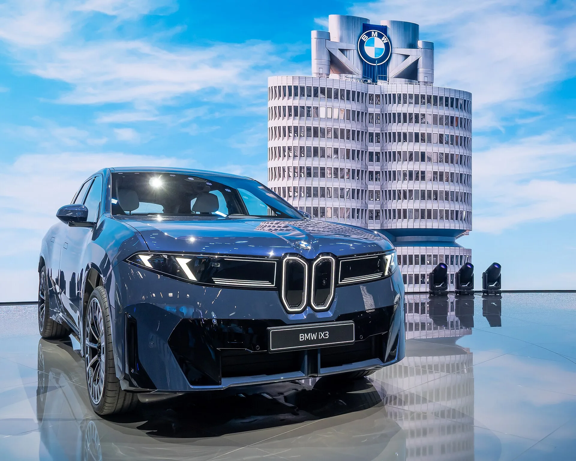 BMW iX3