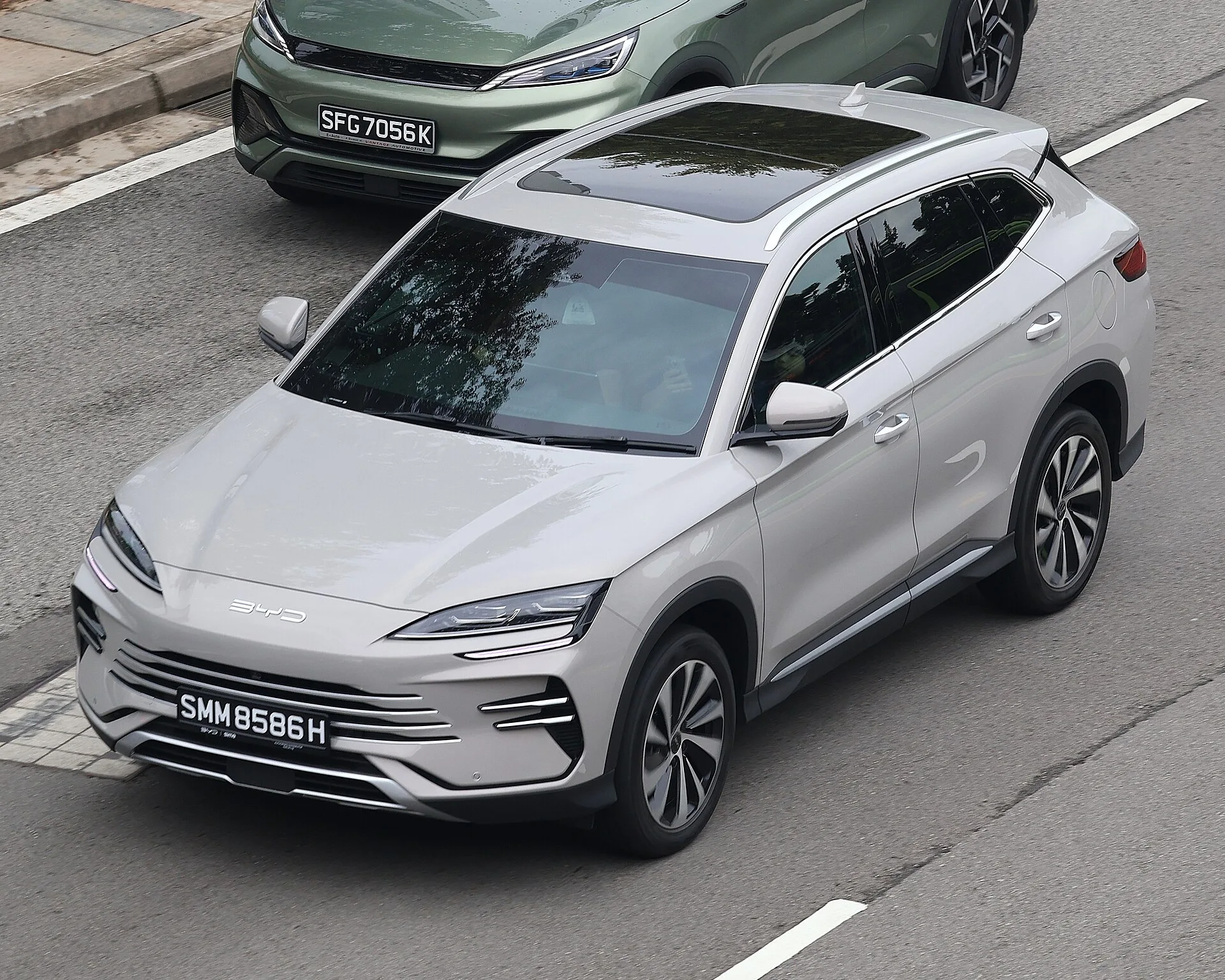 BYD Sealion 08