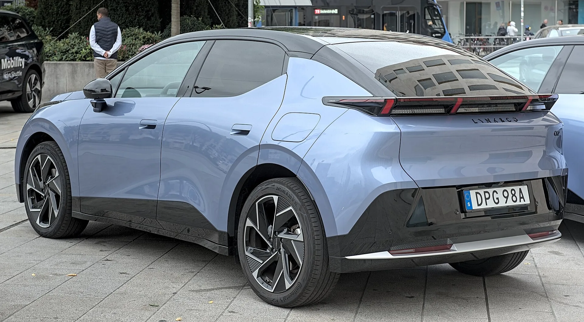 Lynk & Co 10