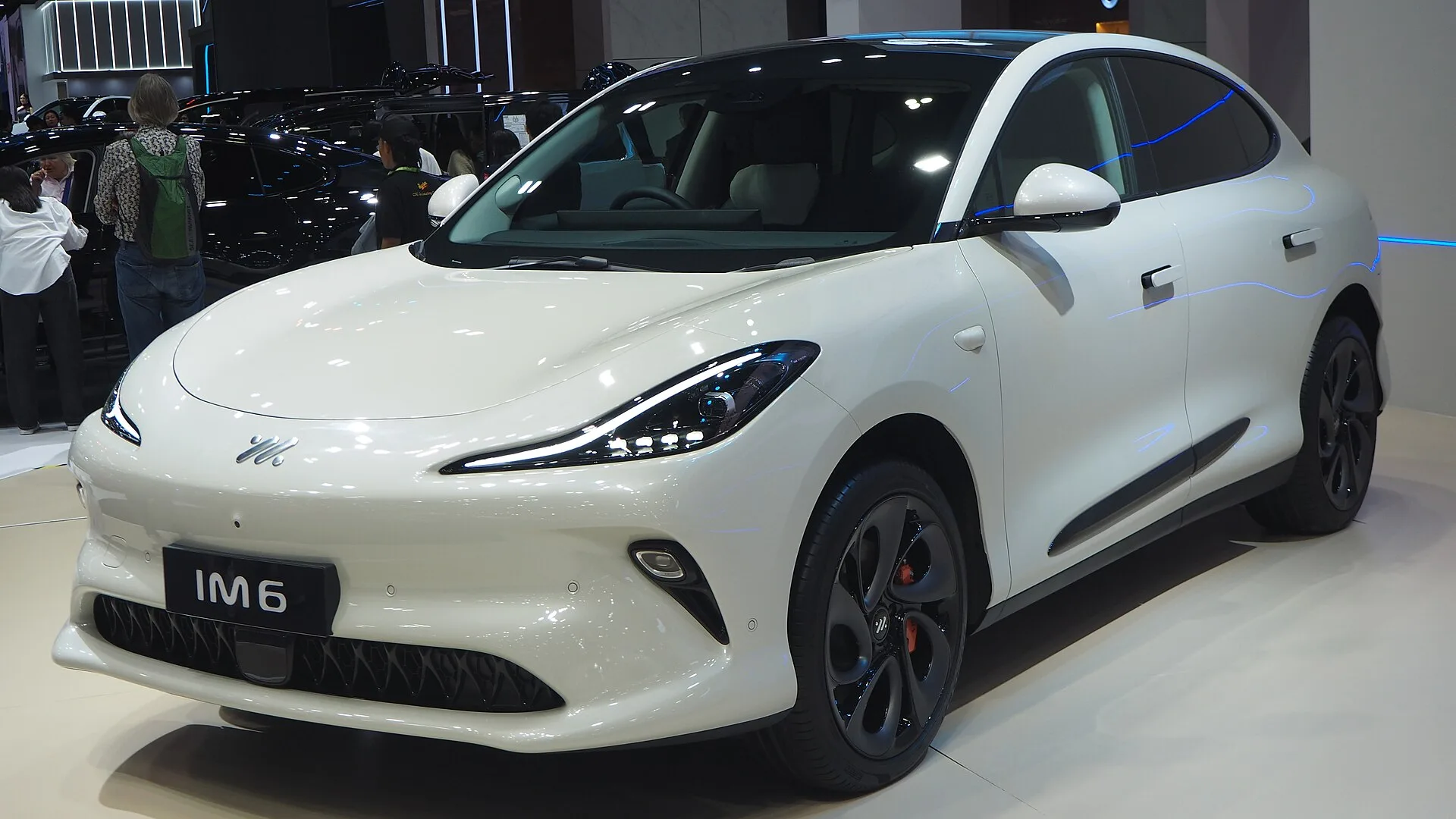 MG Motor MG IM6